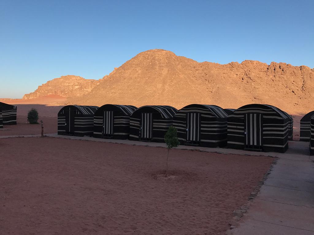 Wadi Rum Light Camp المظهر الخارجي الصورة